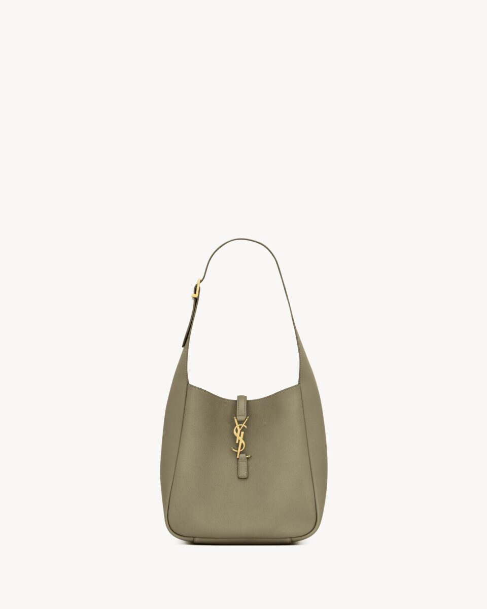 le 5 à 7 supple small in grained leather small