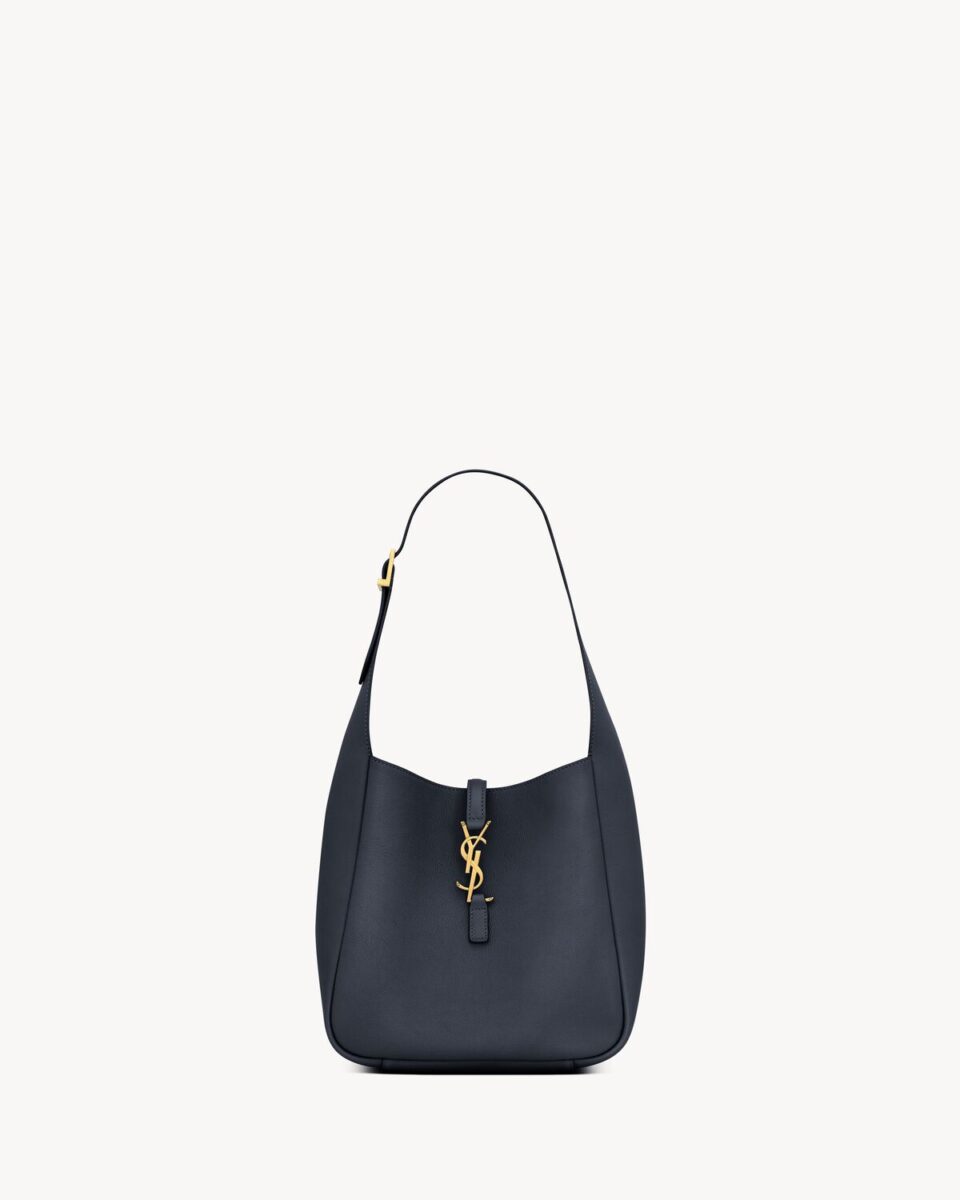 le 5 à 7 supple small in grained leather small
